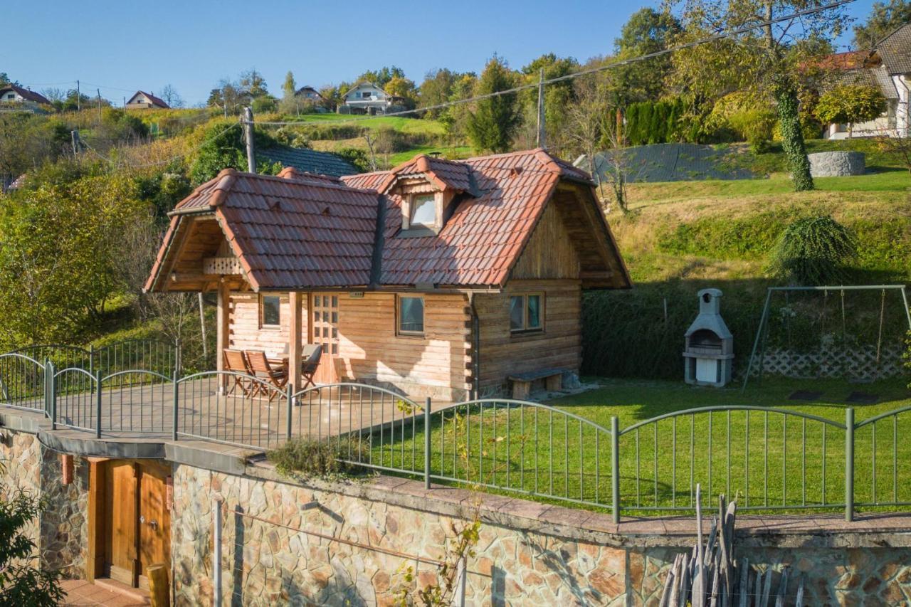 Vineyard Chalet Hansel And Gretel - Happy Rentals Otočec Exterior foto